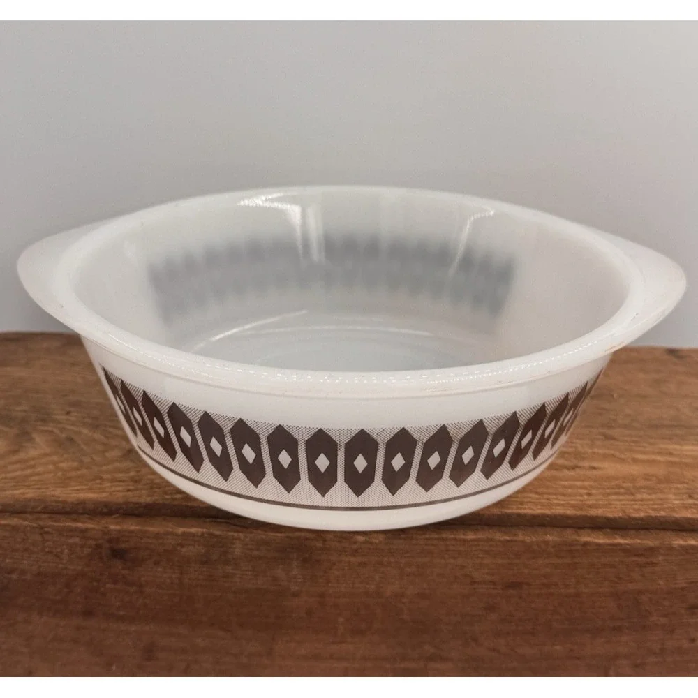 Glasbake J514 2 QT Dish Brown Diamonds Bakeware Vintage Milk‎ Glass No Lid